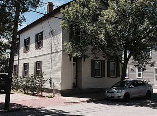 94 Arnold St #1, Providence, RI 02906