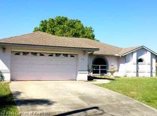 800 Shamrock Dr, Sebring, FL 33872
