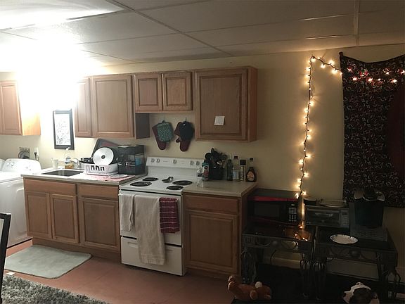 102 Wood Street Unit 1 Kitchen