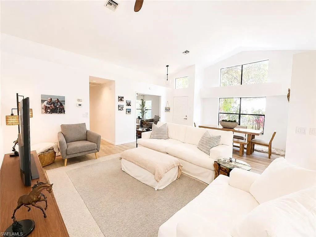 2 bed, 2.0 bath, 1715 sqft, $4,500 — Photo 3