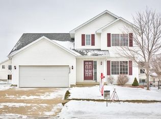 2950 Baker St, Marion, IA 52302