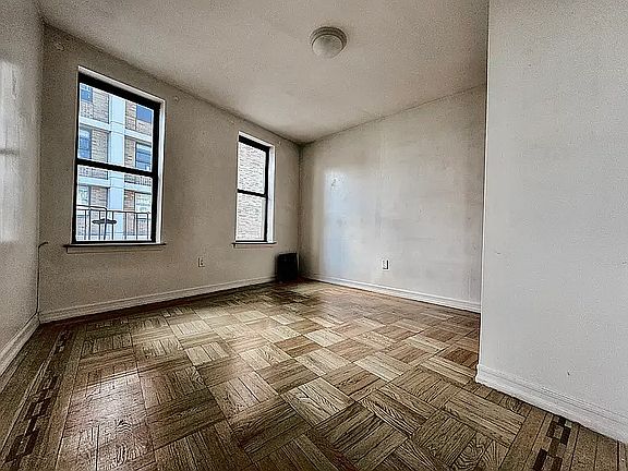3rd image of 86 Haven Ave #40