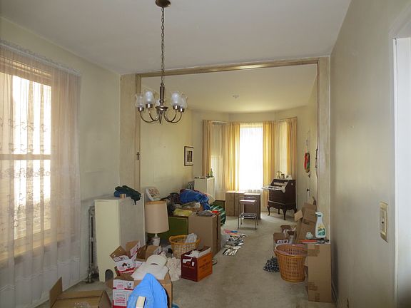 2nd image of 1642 W Olive Ave