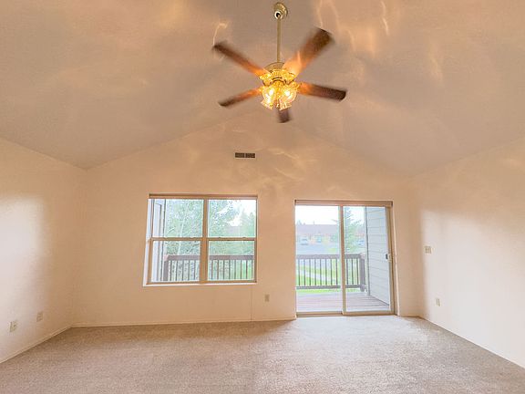 5th image of 233 Talisman Dr #12