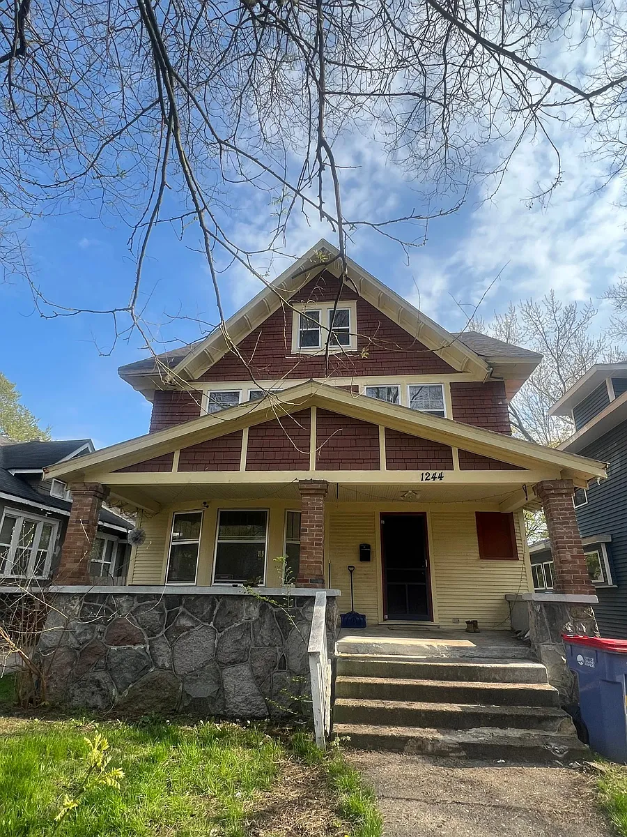 Building Photo - 1244 Bemis St SE