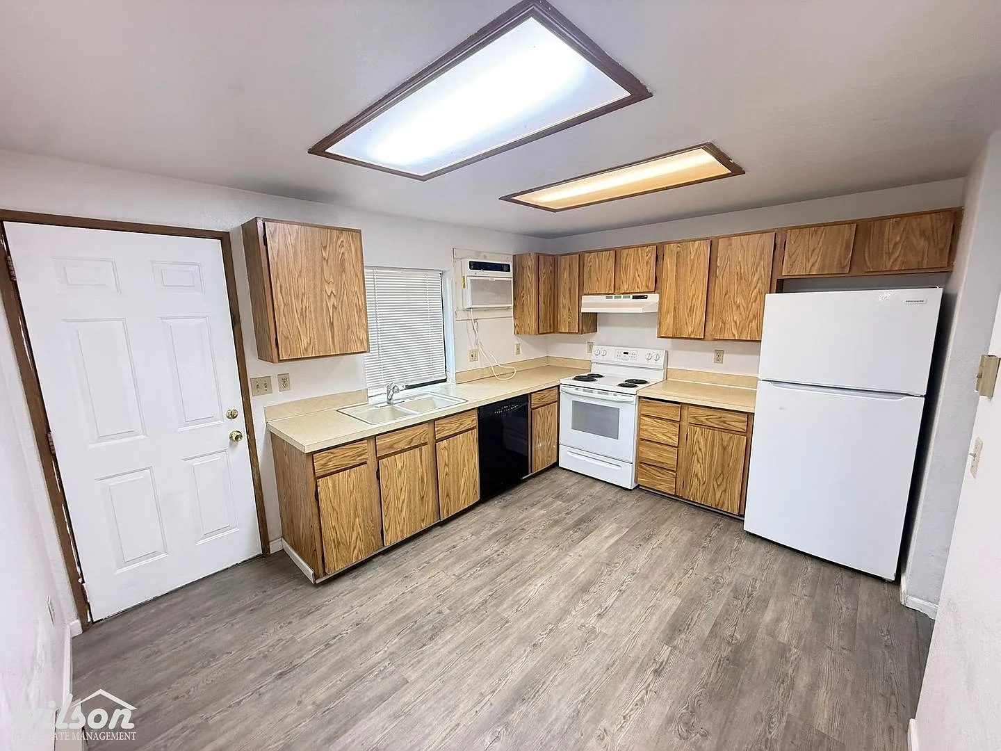 1206 Voelker Ave — Photo 4