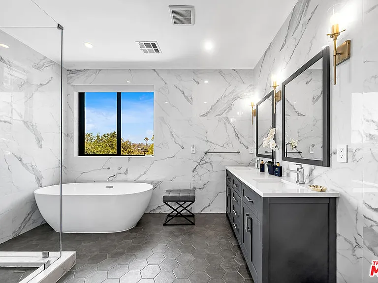 4841 Minden Pl — Photo 34