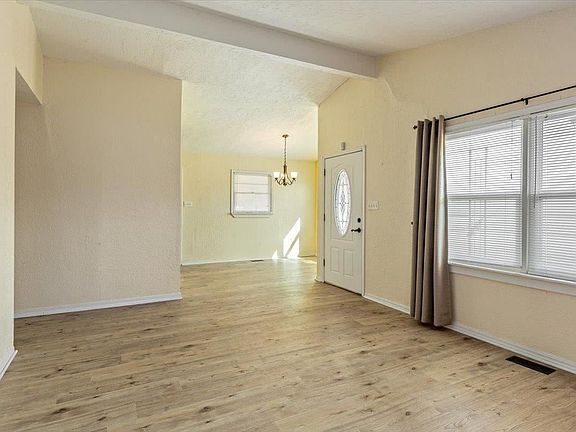 5th image of 1612 NW 38th St