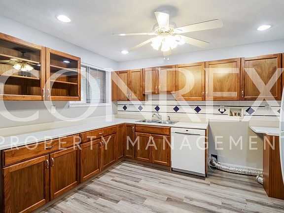 5th image of 204 E Page Ave