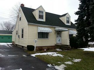 43 Princeton Ct, Cheektowaga, NY 14225