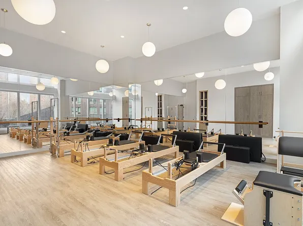 252 South Street image 18 of 23