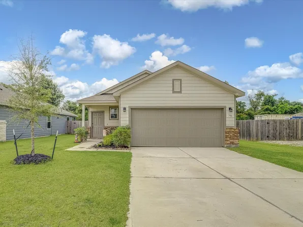 794 Westpointe Dr, Dayton, TX 77535