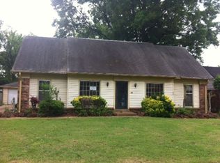 2071 McPherson Rd, Memphis, TN 38116