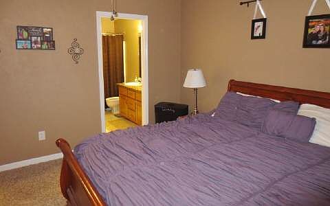 4th image of 360 SW Emerald St