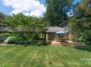 33 Deerhaven Ln, Asheville, NC 28803