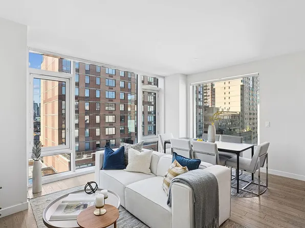 505 W 43rd St #11H, New York, NY 10036