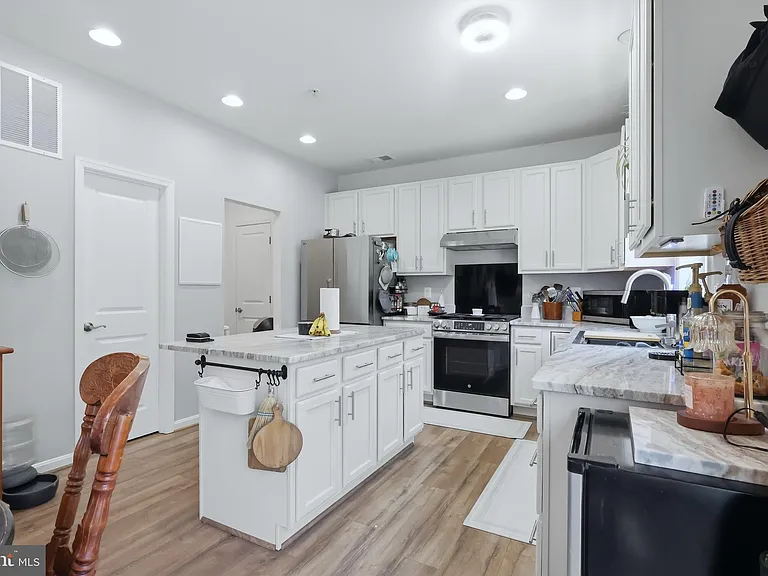 20724 Hilton Run Ct — Photo 18