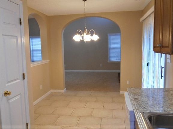 4th image of 503 N Waters Edge Dr