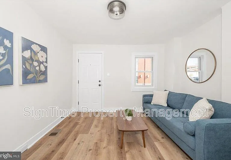 138 E South St — Photo 6