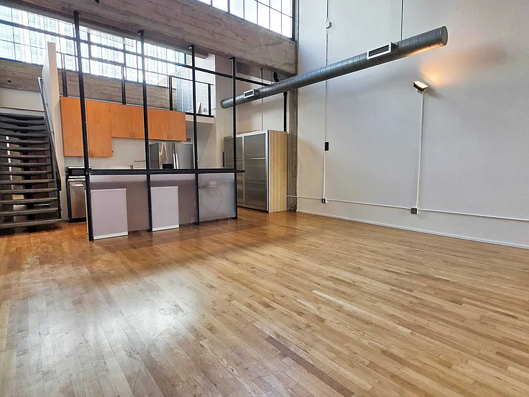 245 5th St #313 — Photo 2