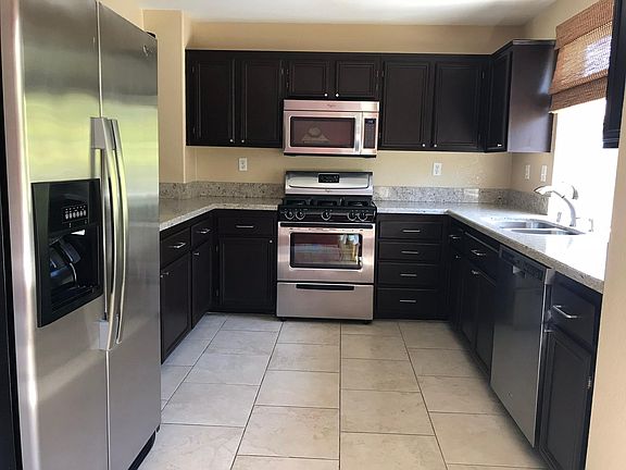 2nd image of 10362 Wateridge Cir Unit 323