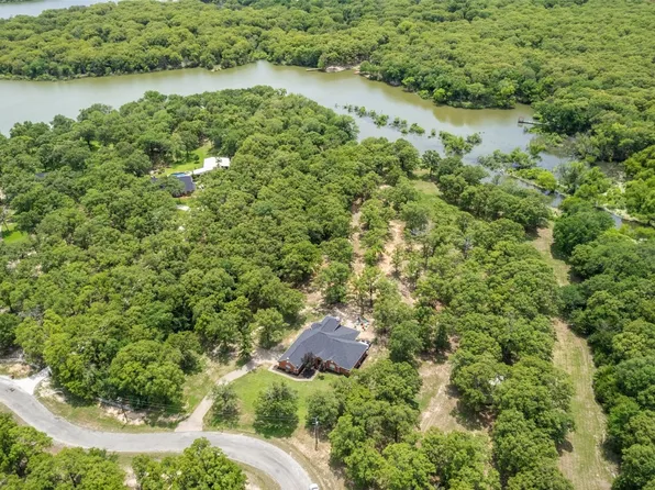 2404 Hideaway Ln, Quinlan, TX 75474