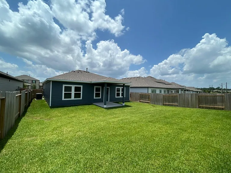 25436 Blossom Ct — Photo 27