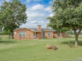 8842 New Sulphur Springs Rd, San Antonio, TX 78263
