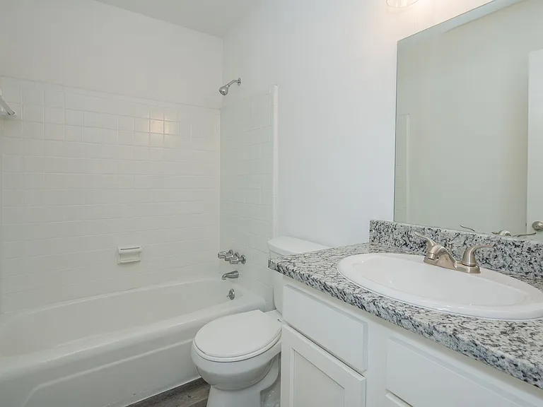 Cliff Terrace — Photo 30