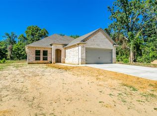 5808 Post Oak Dr, Alvarado, TX 76009