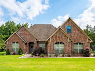43 Place Ln, Greenbrier, AR 72058