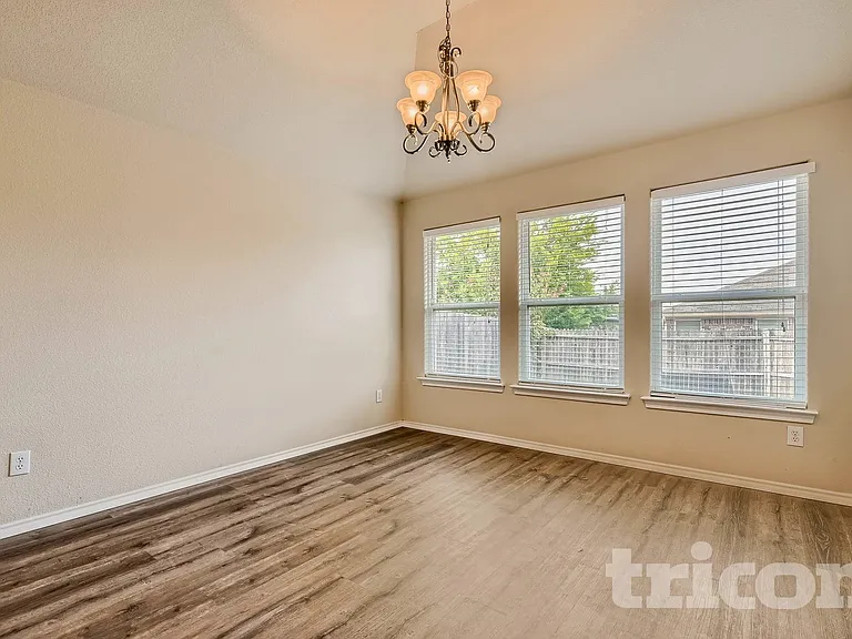 1719 La Caya Dr — Photo 12