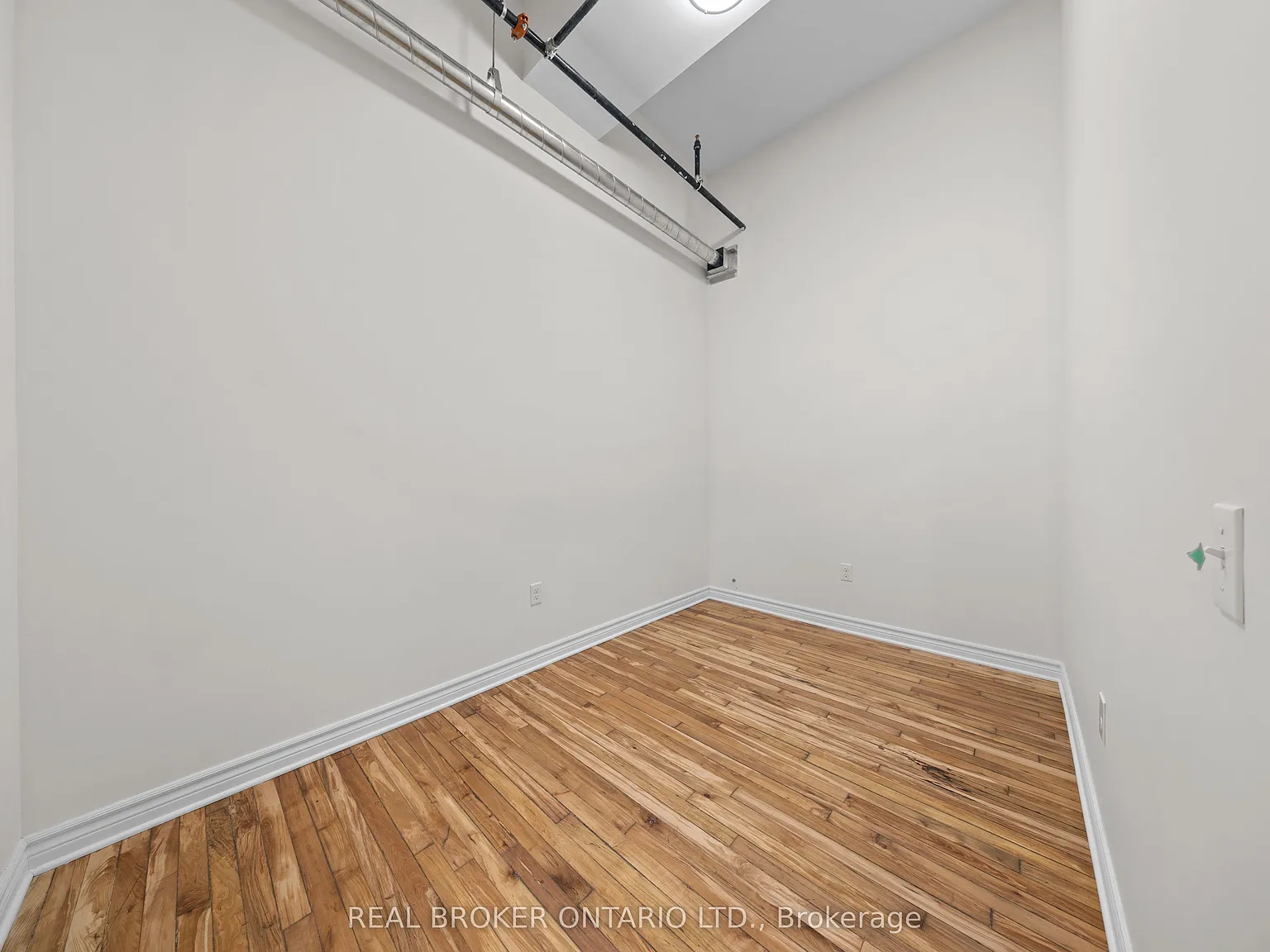 2 bed, $2,910 — Photo 3