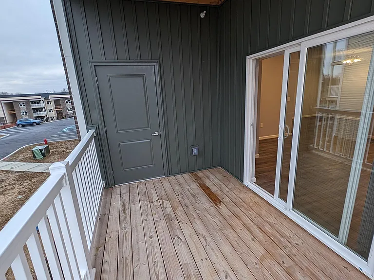 The Commons & Commons Hill Apartments — Photo 18