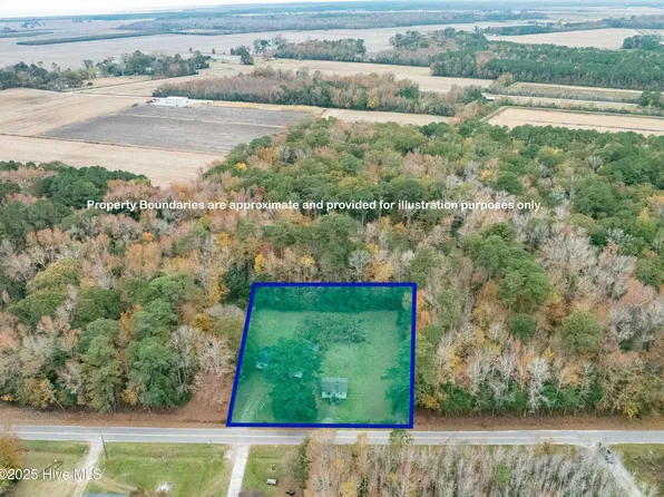 499 Green Hill Road, Engelhard, NC 27824