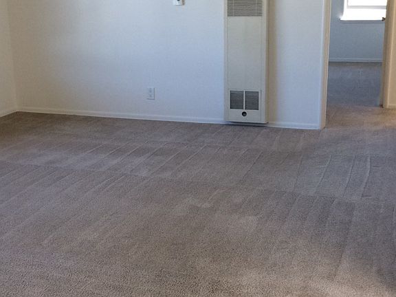 2nd image of 1417 Ocean Park Blvd