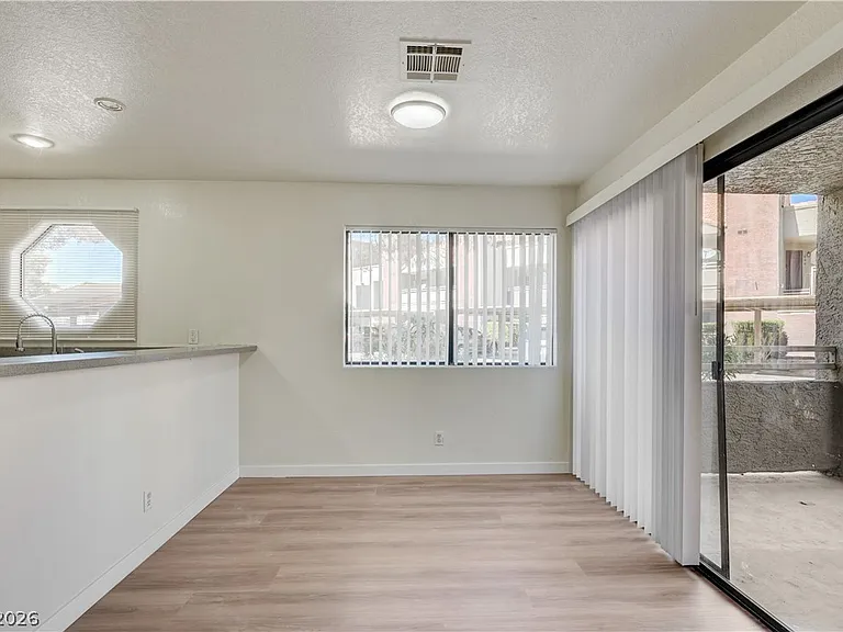 5018 S Rainbow Blvd #104 — Photo 24