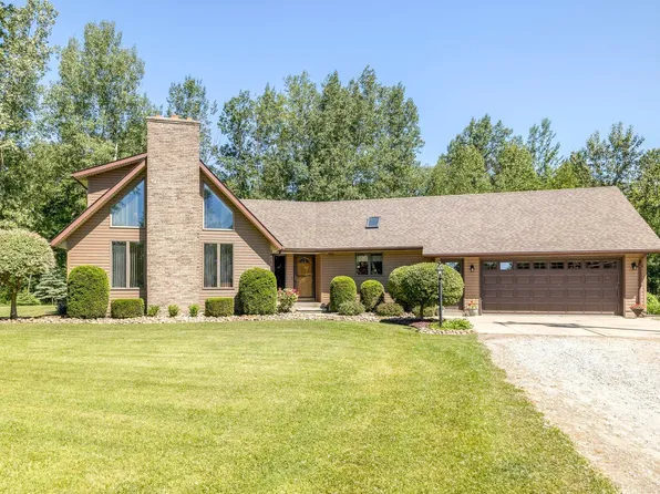 6815 Holverson Rd, Carsonville, MI 48401