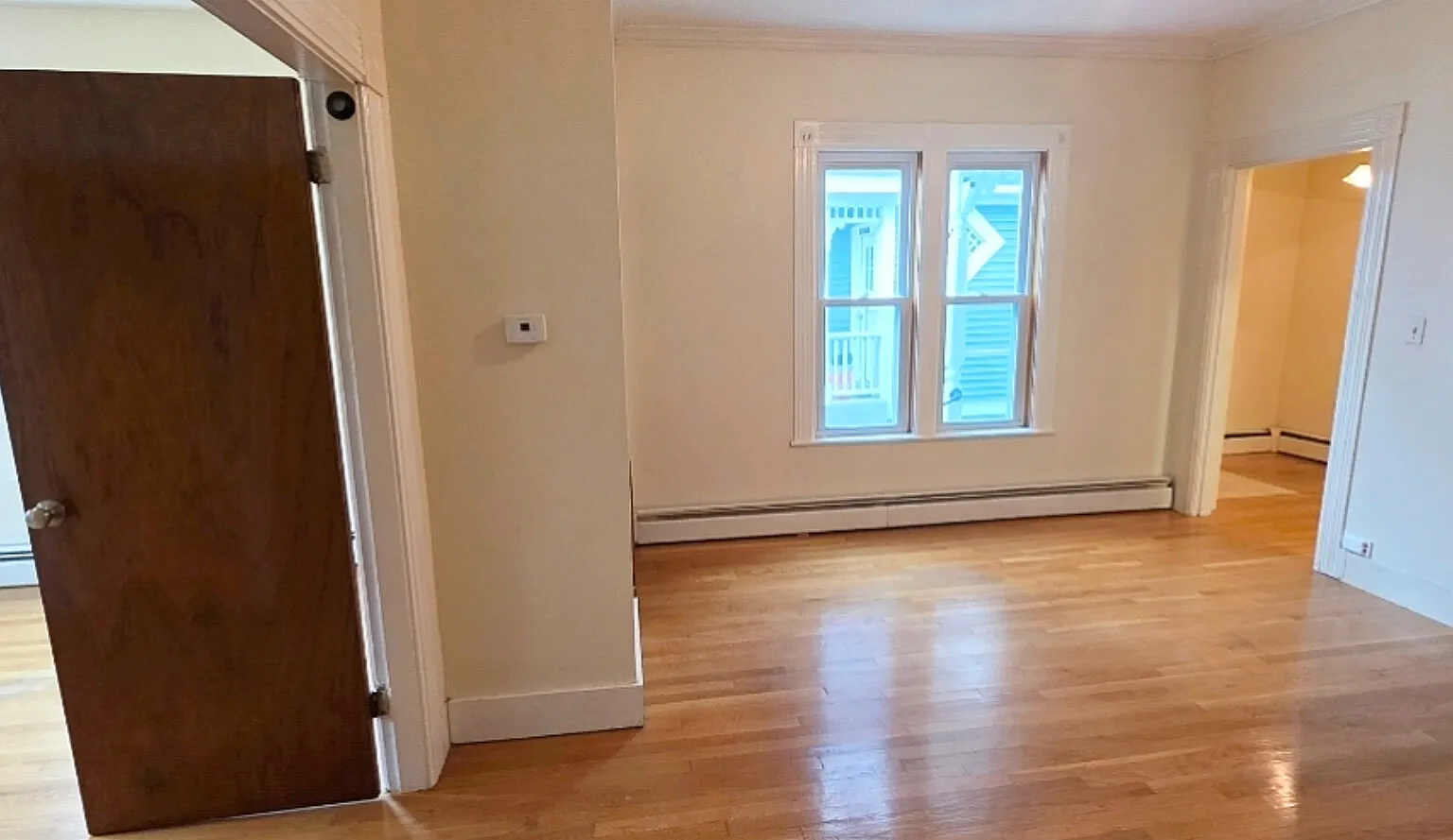 1 bed, 1100 sqft, $2,000 — Photo 4