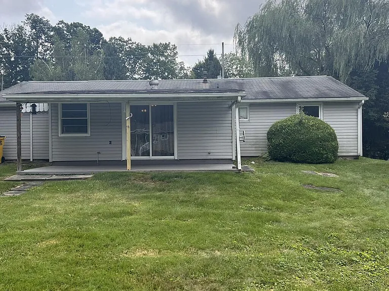138 Work Dr — Photo 42