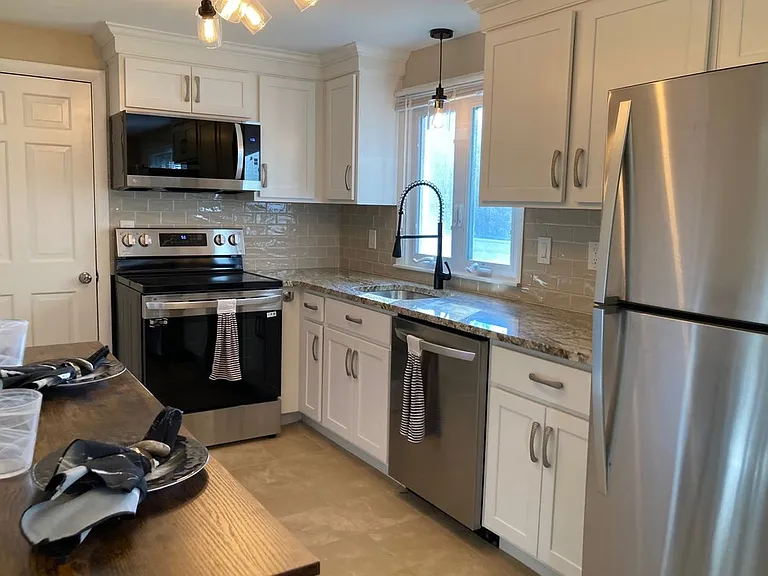 197 Shore Acres Ave — Photo 4