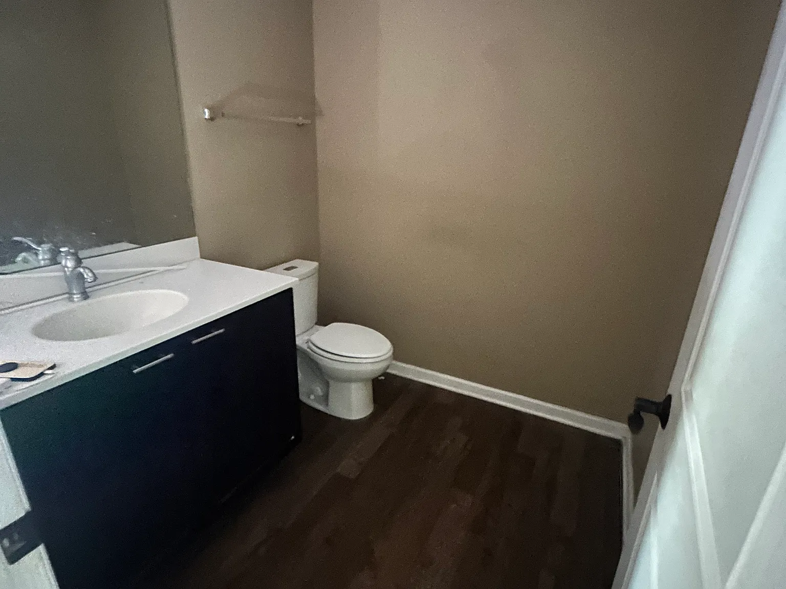 3 bed, 1.5 bath, $2,213 — Photo 4