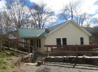 165 Pine Ave, Bryson City, NC 28713