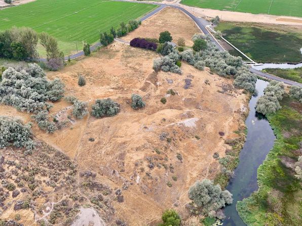 1060 Norwood Rd, Hagerman, ID 83332