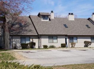 822 White Oak Dr APT 1, O Fallon, IL 62269