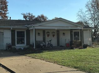 110 Little Hill Ct, Ballwin, MO 63011
