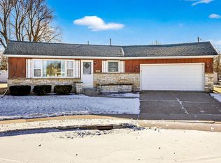 200 Prairie Ct, Fond Du Lac, WI 54935