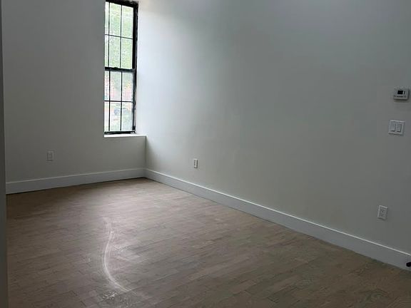 3rd image of 51-53 Lincoln Park #2A
