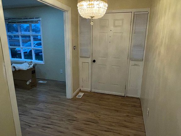 2nd image of 602 Weaver Dr