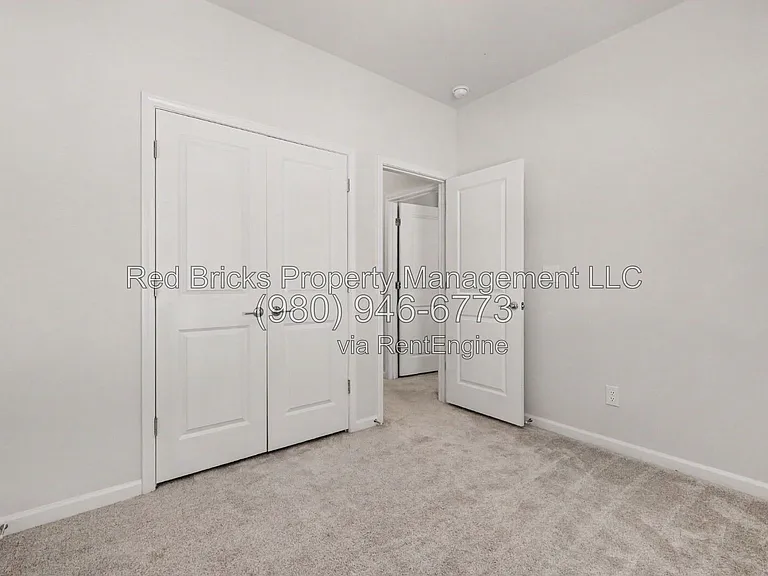 1420 Blanche St — Photo 27